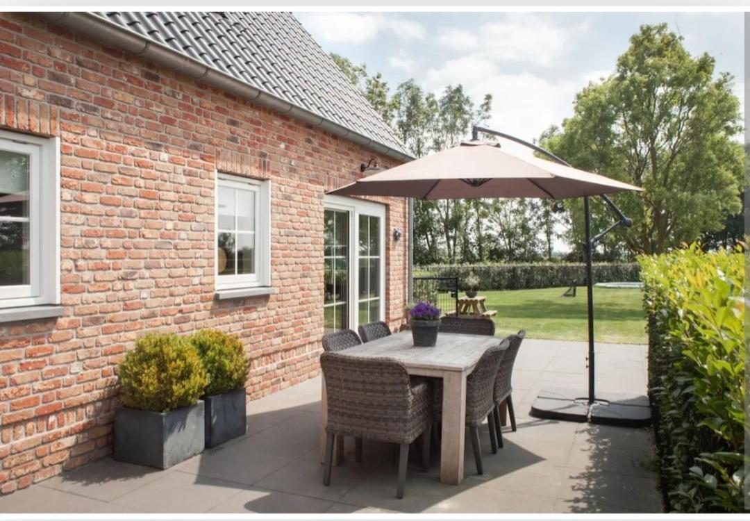 Mooi, Vrij Gelegen Vakantiehuis Dichtbij Zee En Strand! Aagtekerke Luaran gambar